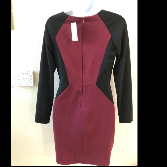 Banana republic- Burgundy/blk color block dress - Picture 2 of 5